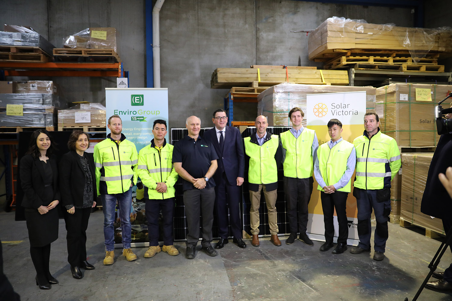 envirogroup-and-victorian-premier-announce-the-new-solar-homes-rebate